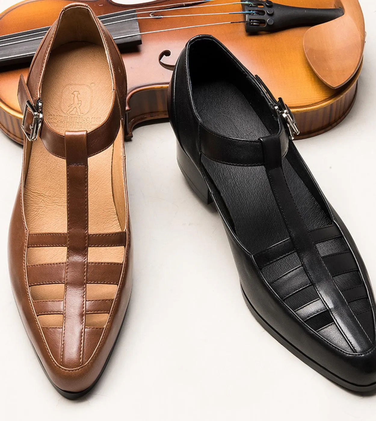 Sandali eleganti da uomo di lusso Scarpe in vera pelle 2023 Estate New Designer Fashion Hollow Black Business Social Shoes 5cm