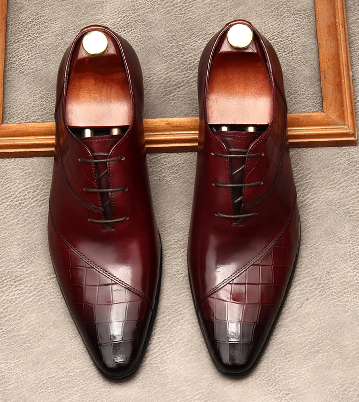 Scarpe da uomo in vera pelle Marchio di lusso Scarpe da lavoro italiane Scarpe eleganti da uomo in stile italiano